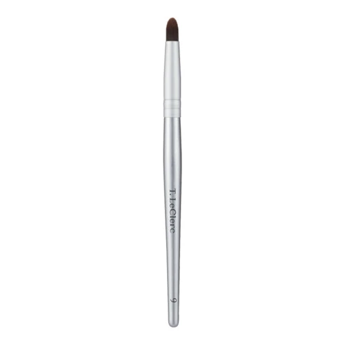 T LeClerc 09 - Round Eye Crease Brush 3 T LeClerc 09 - Round Eye Crease Brush
