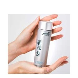 Biopelle Gel Cleanser (10% Glycolic Acid) 4 Biopelle Gel Cleanser (10% Glycolic Acid) - Image 2