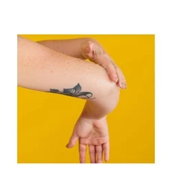 Consonant Skin Perfecting Body Scrub 6 Consonant Skin Perfecting Body Scrub - Image 4